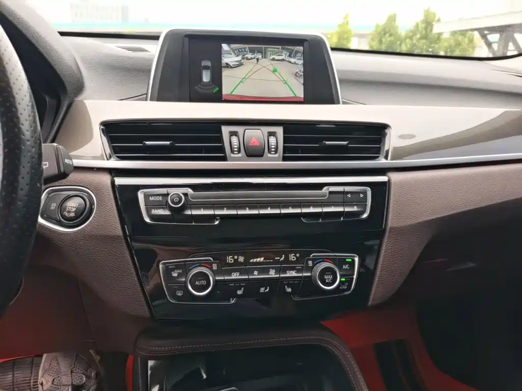 BMW X1 2019 — фото 13