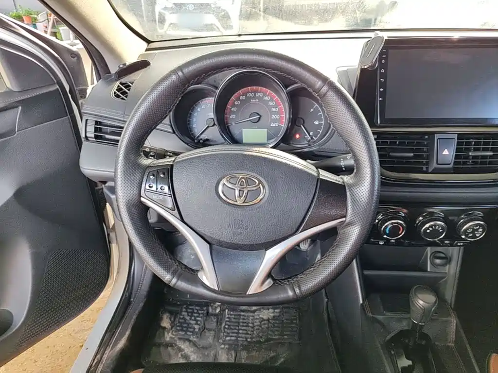 Toyota Vios 2020 — фото 11
