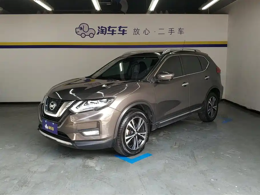 Nissan X-Trail 2017 — фото 1