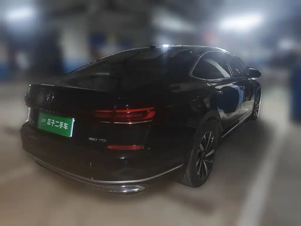 Volkswagen Passat 2023