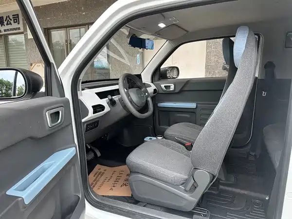 Geely Galaxy Panda 2023