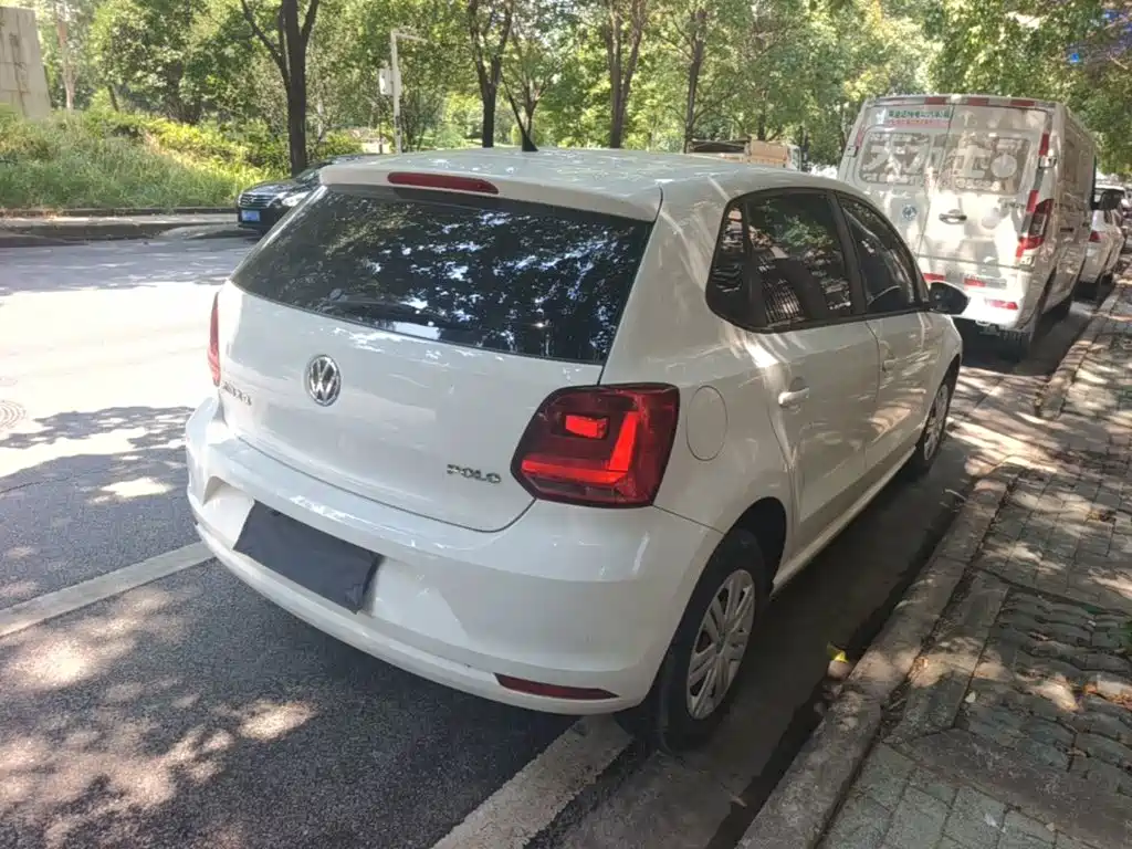 Volkswagen Polo 2016