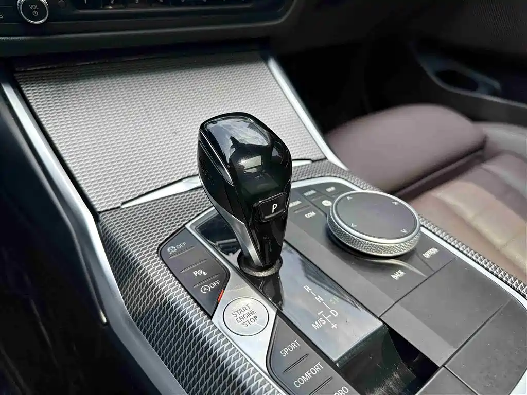 BMW 3 Series 2020 — фото 14