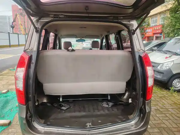 Wuling Hongguang 2016