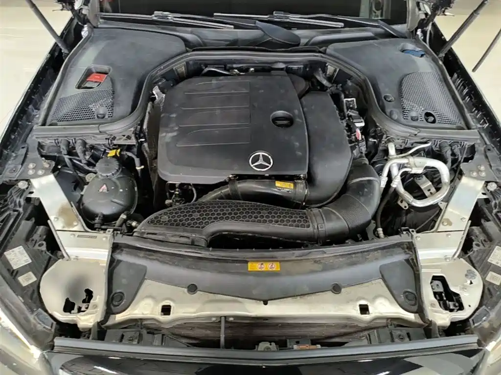Mercedes-Benz E-Class 2023 — фото 20