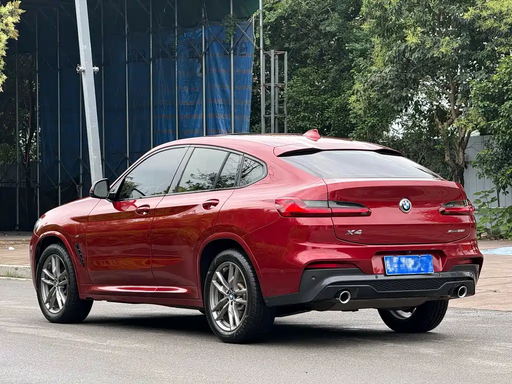 BMW X4 2021 — фото 9
