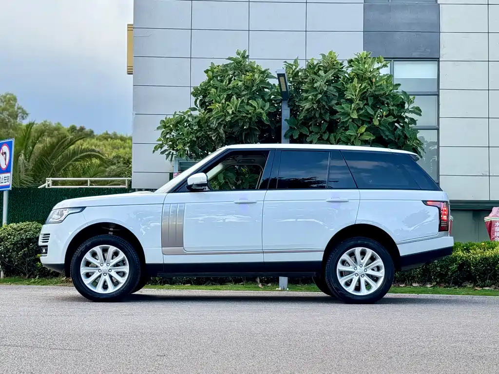 Land Rover Range Rover 2018 — фото 10