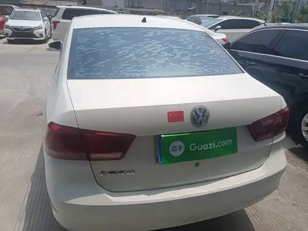 Volkswagen Santana 2015