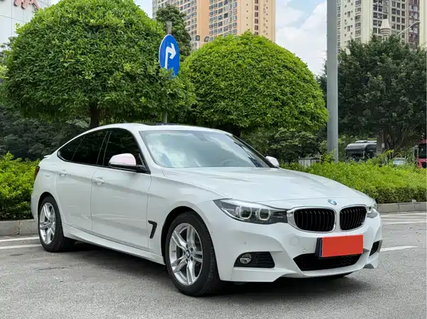 BMW 3 Series GT 2021