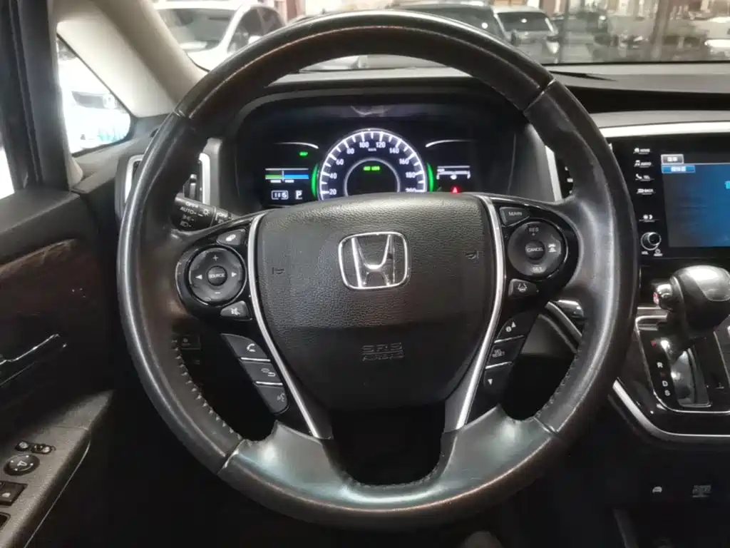 Honda Odyssey 2021 — фото 11