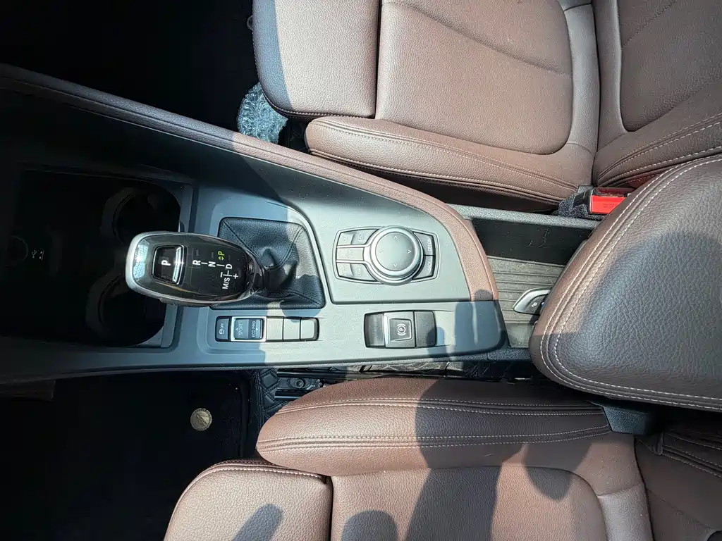 BMW X1 2022 — фото 15
