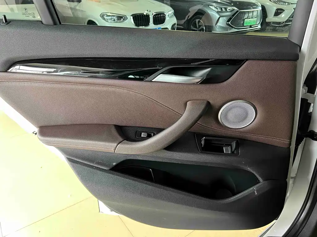 BMW X1 2023 — фото 16