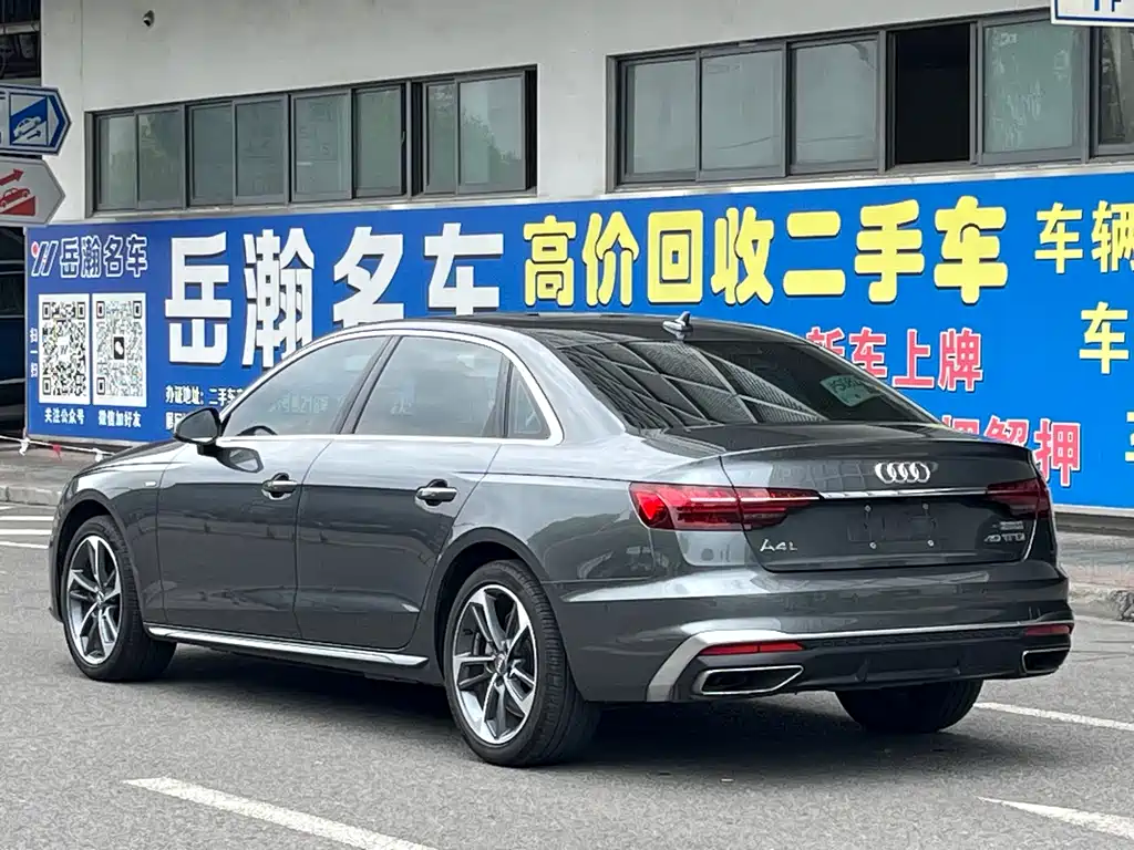 Audi A4L 2021 — фото 10