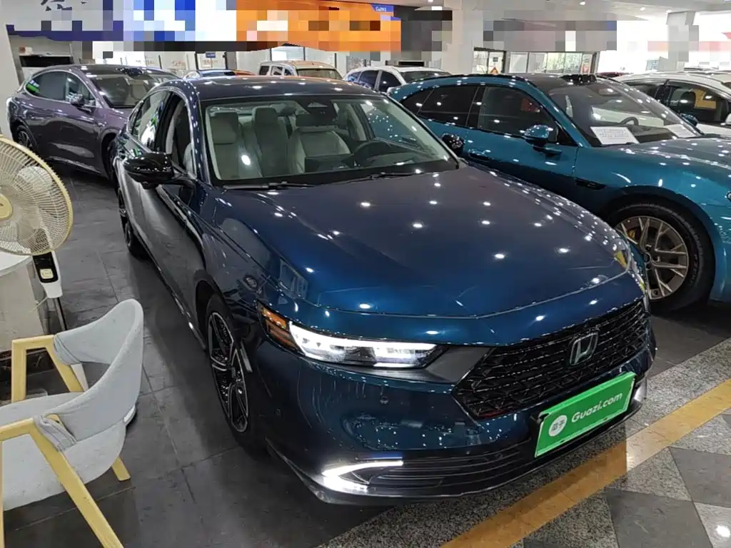 Honda Accord New Energy 2023 — фото 4