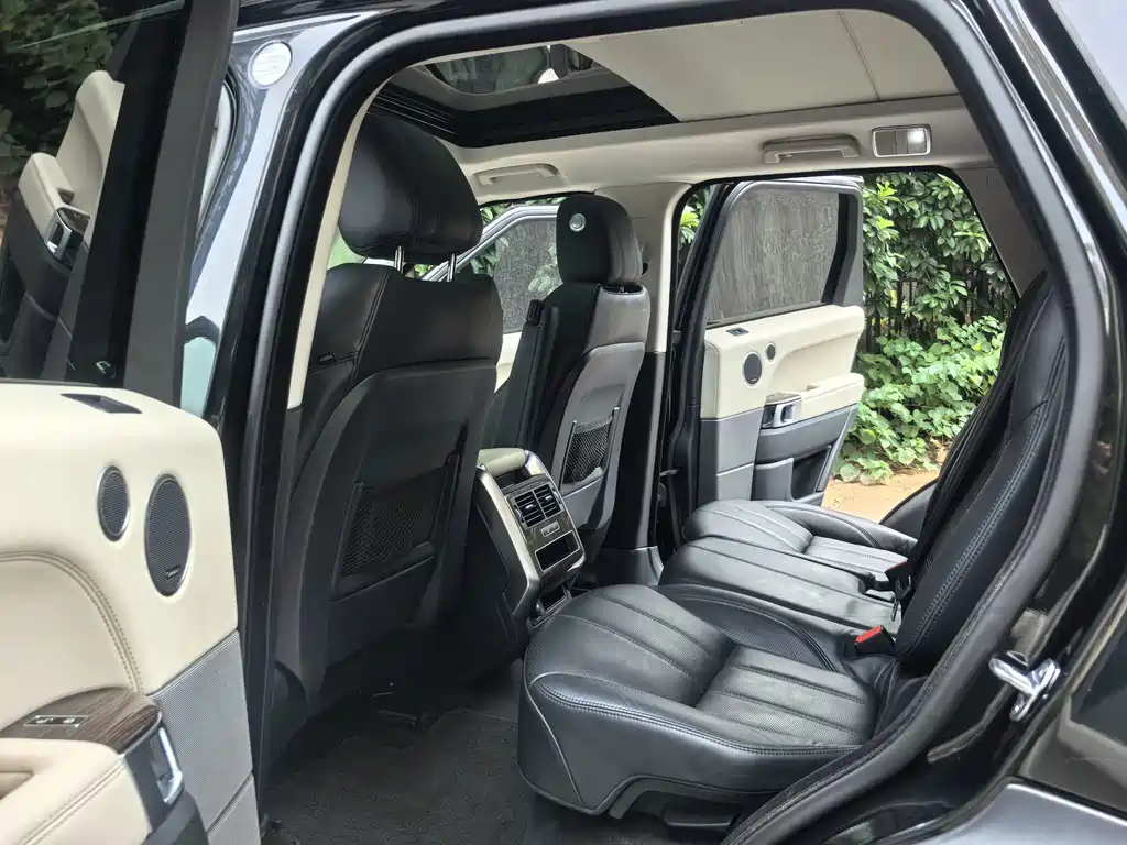 Land Rover Range Rover Sport 2016 — фото 7