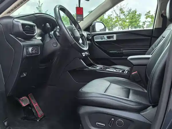 Ford Explorer 2021