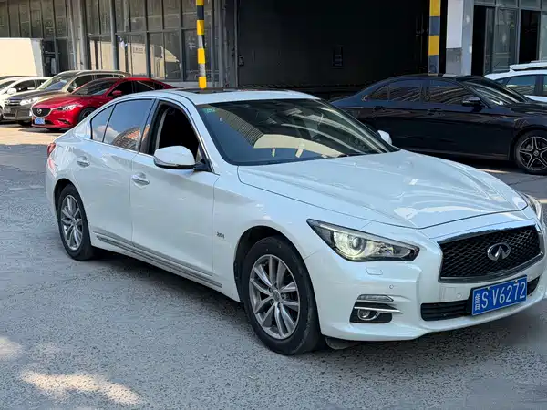 Infiniti Q50L 2016