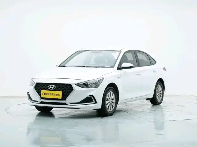 Hyundai Elantra 2021