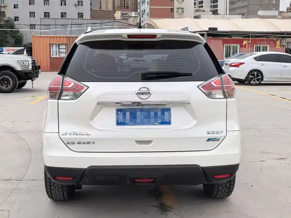 Nissan X-Trail 2016