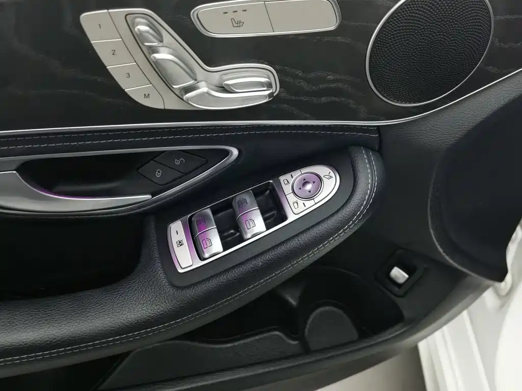 Mercedes-Benz C-Class 2020 — фото 9