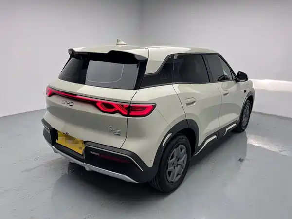 BYD Yuan UP 2025
