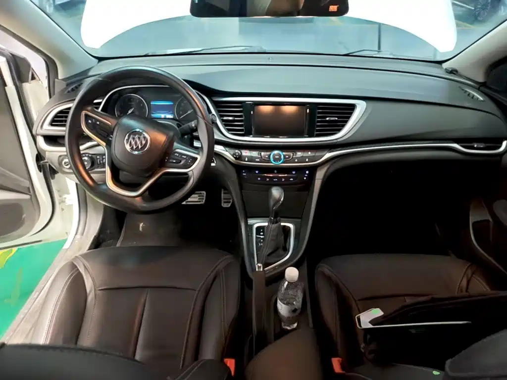Buick Excelle GT 2015 — фото 10