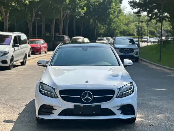 Mercedes-Benz C-Class 2021