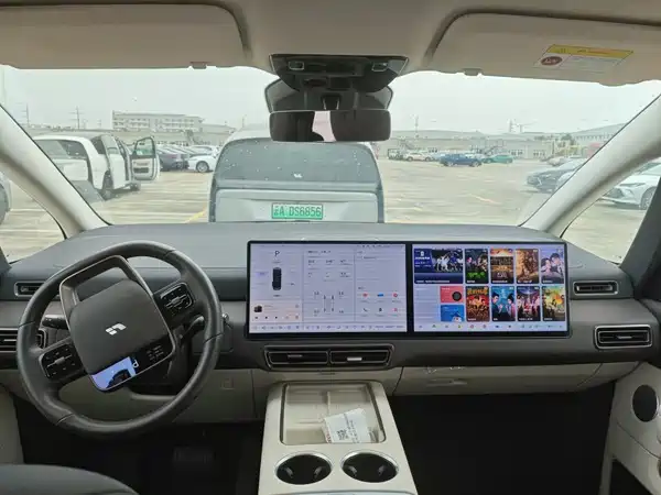 Li Auto MEGA 2024