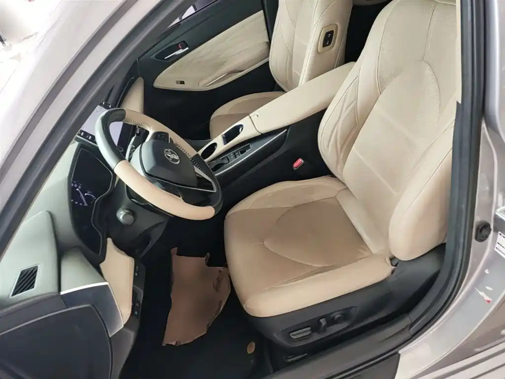 Toyota Avalon 2019 — фото 15