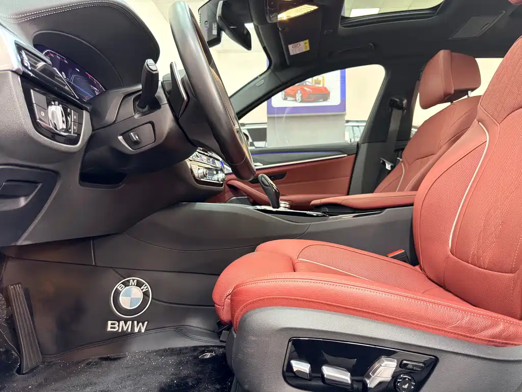 BMW 5 Series 2022