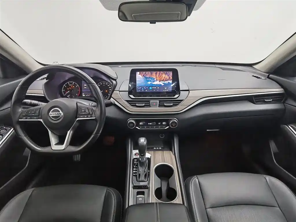 Nissan Teana 2023 — фото 5