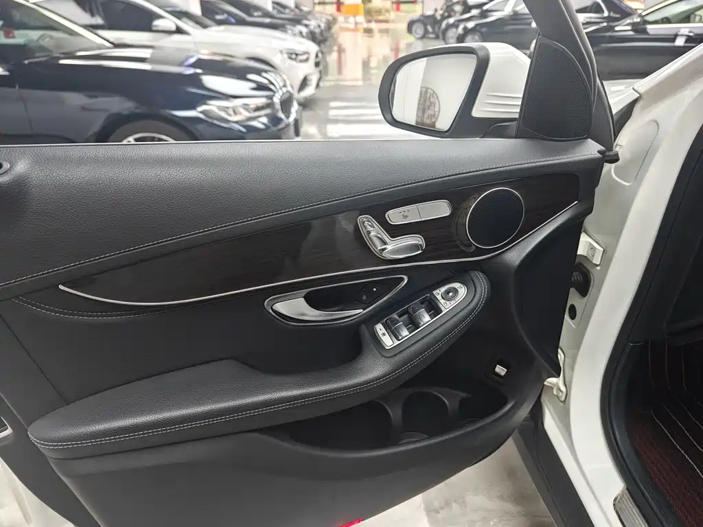 Mercedes-Benz GLC 2016