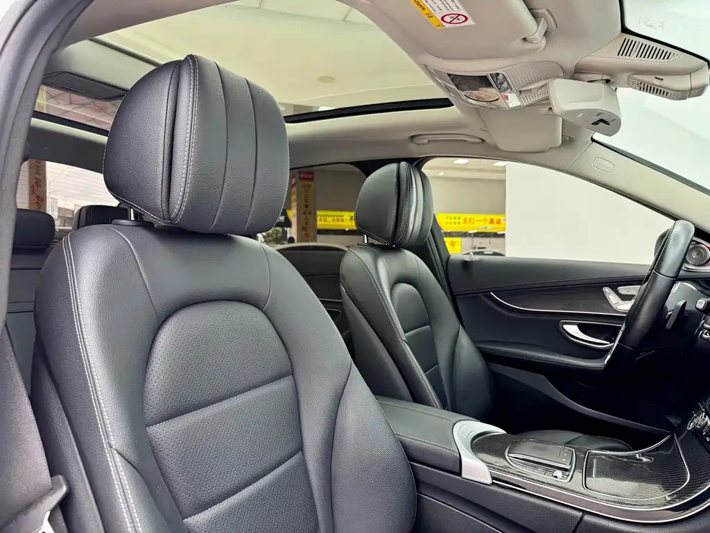 Mercedes-Benz C-Class 2019 — фото 15