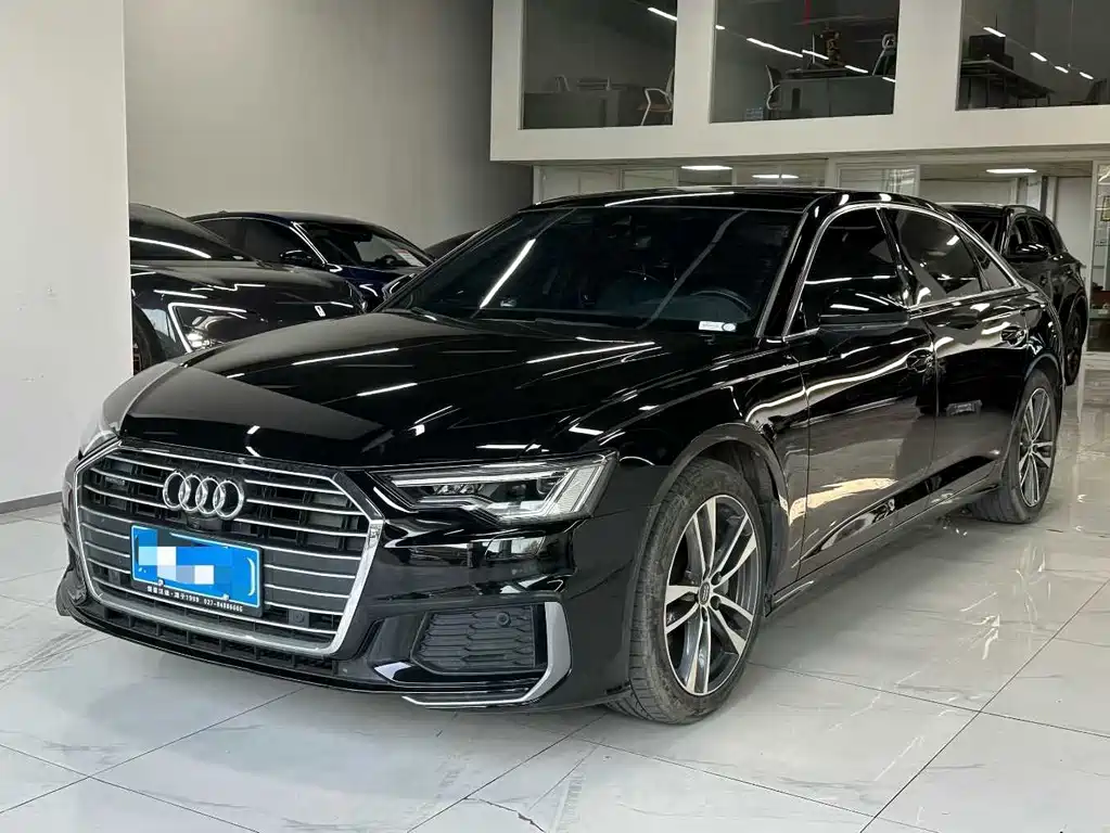 Audi A6L 2021 — фото 1