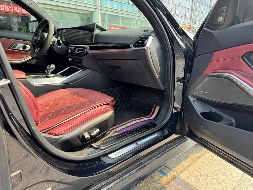 BMW 3 Series 2023