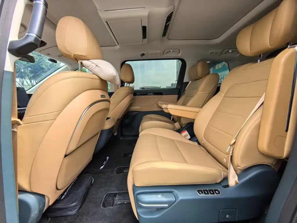 GAC Trumpchi E8 PHEV 2024 — фото 10