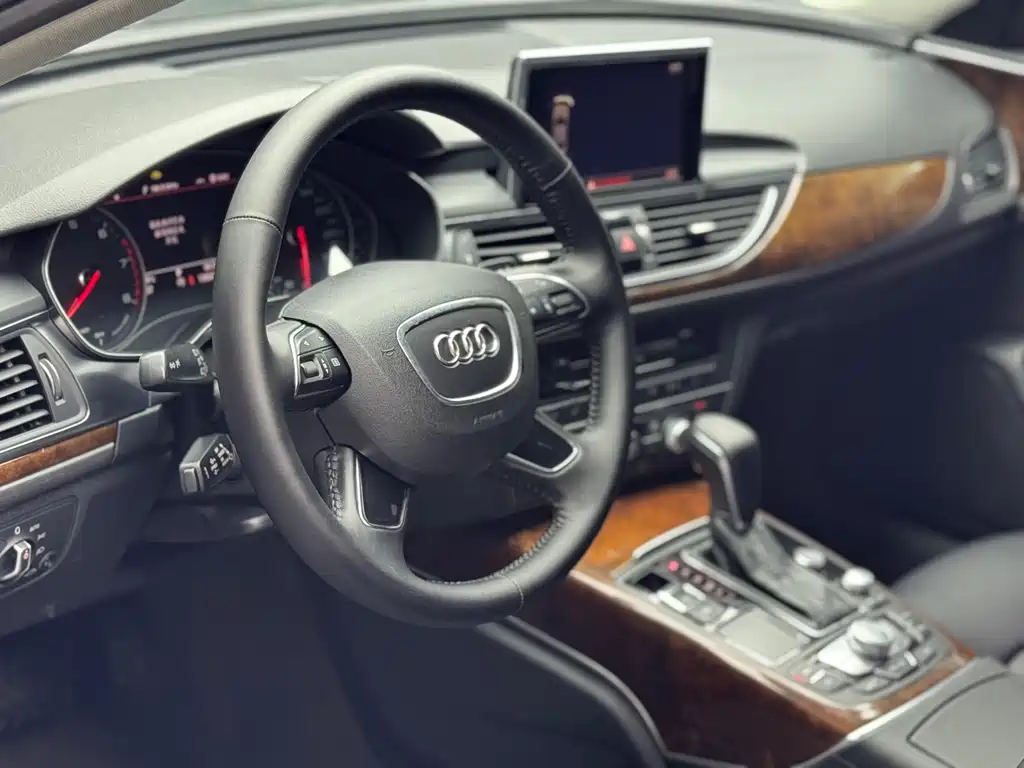 Audi A6L 2016 — фото 11