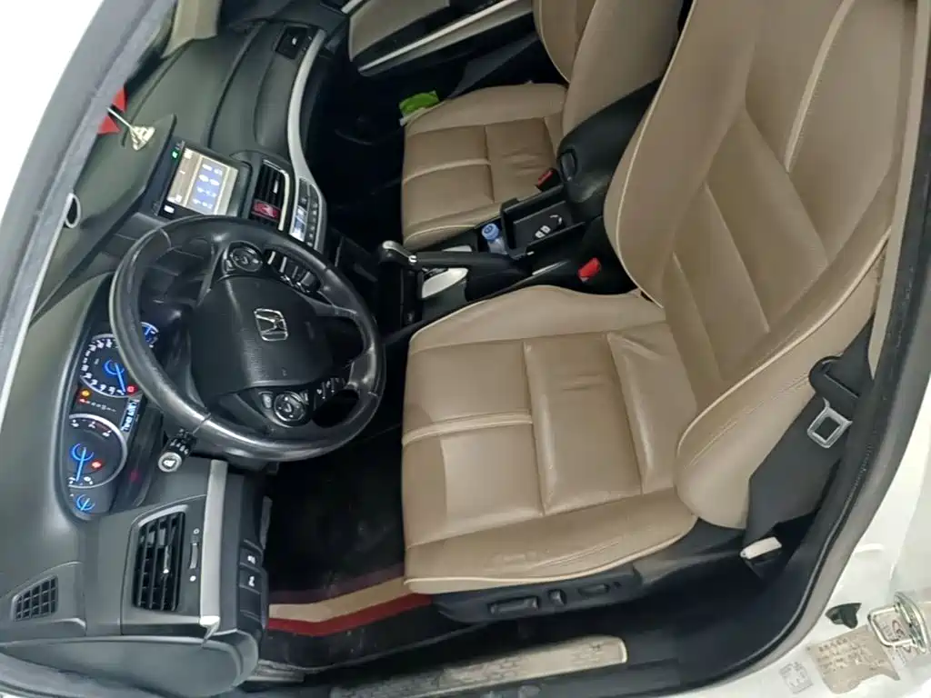 Honda Crosstour 2015 — фото 15