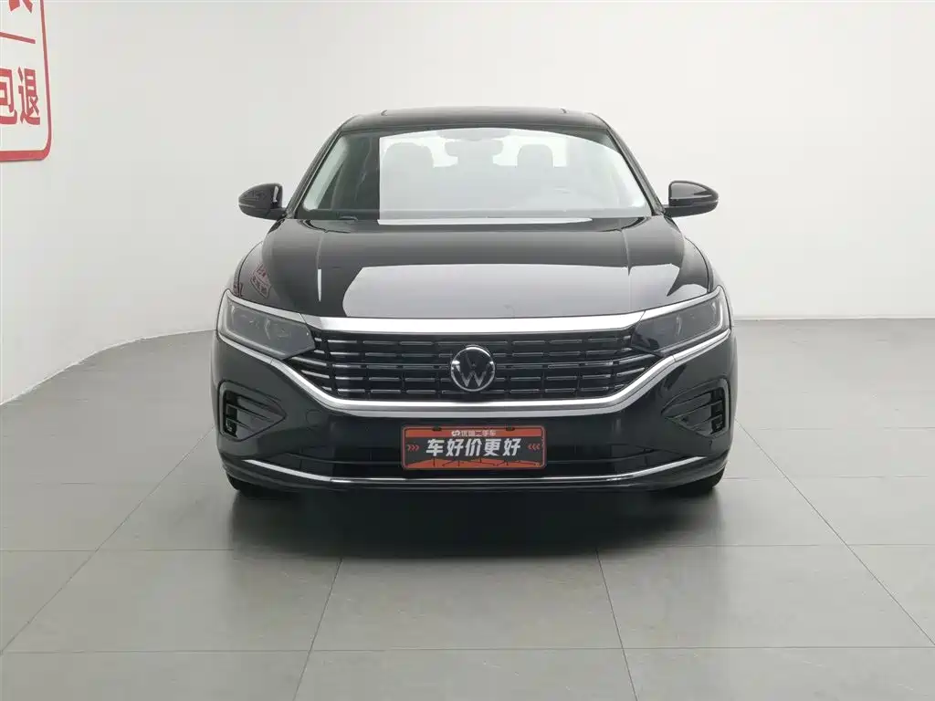 Volkswagen Passat 2023