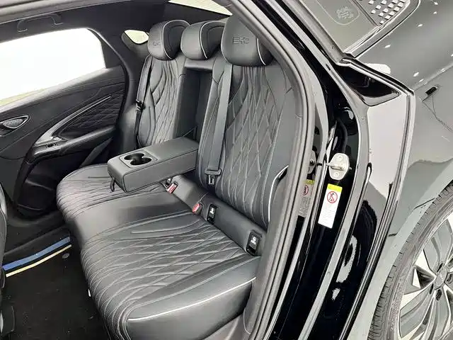 BYD Seal 2023 — фото 17