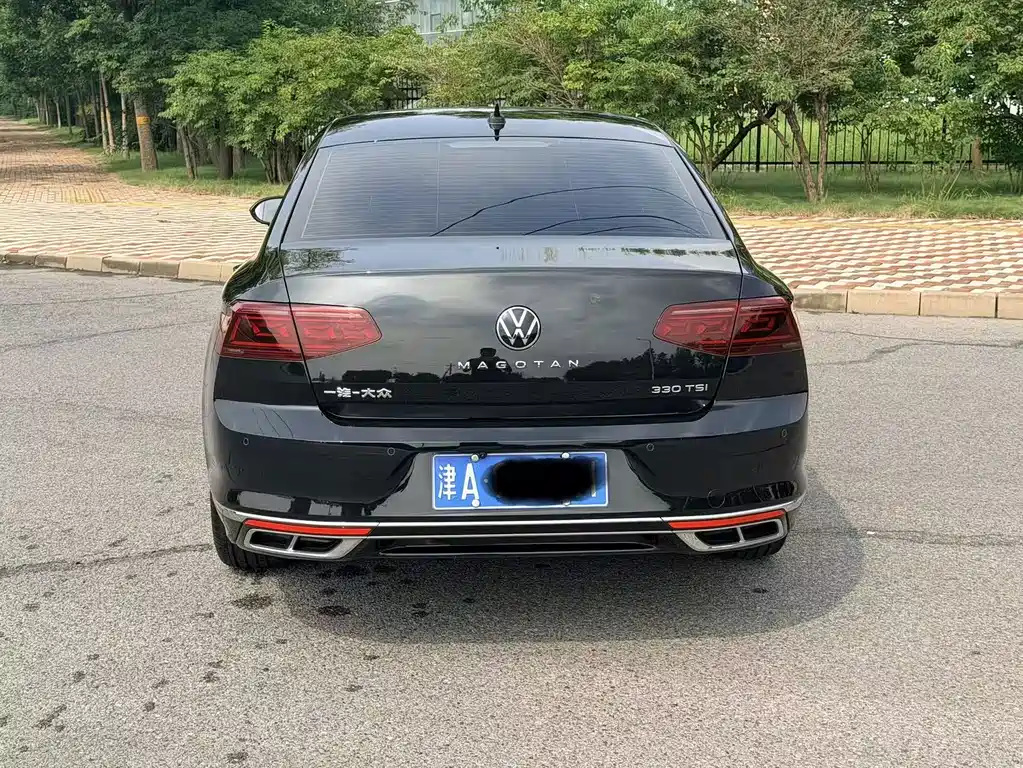 Volkswagen Magotan 2024