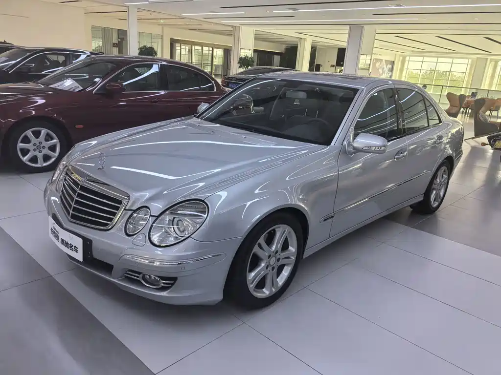 Mercedes-Benz E-Class 2009