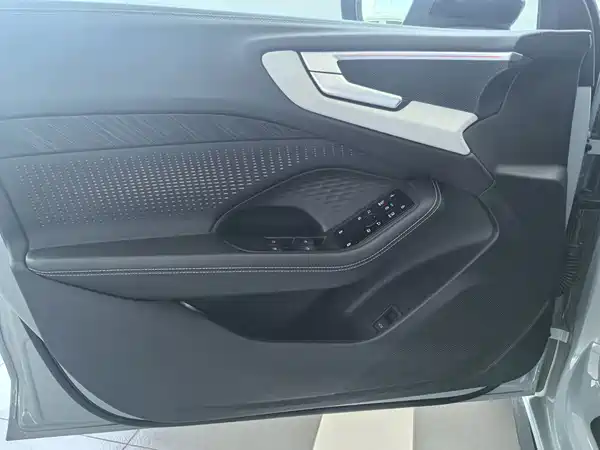 Audi A5L 2025