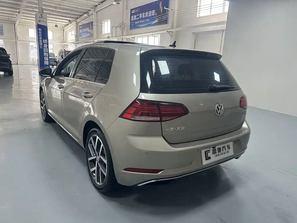 Volkswagen Golf 2020