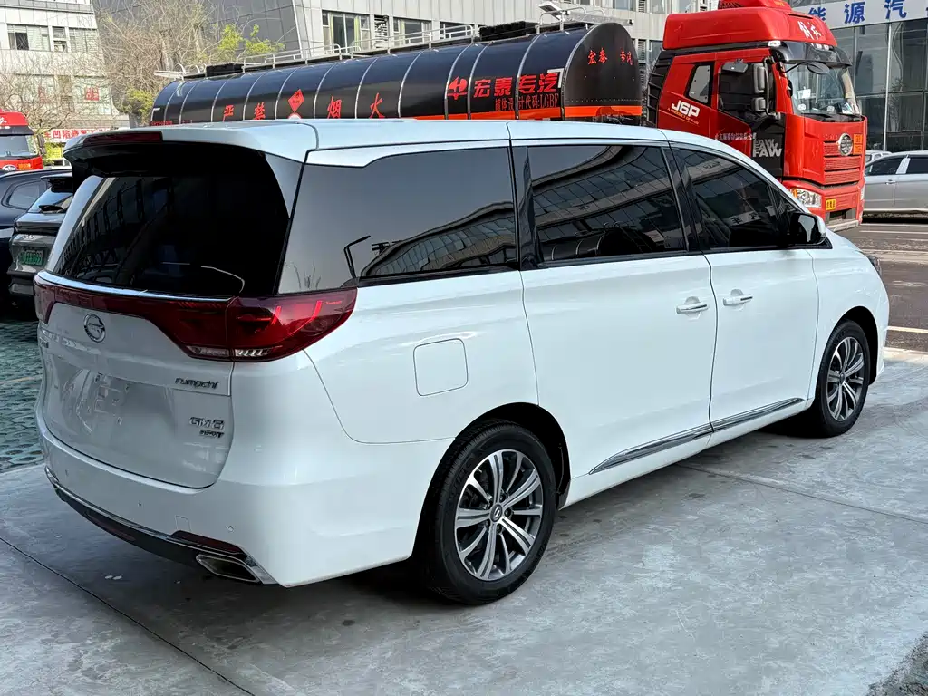 GAC Motor Trumpchi M8 2019 — фото 5