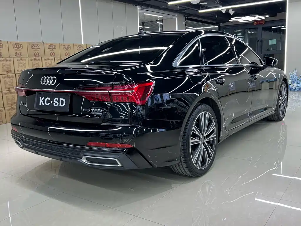 Audi A6L 2021