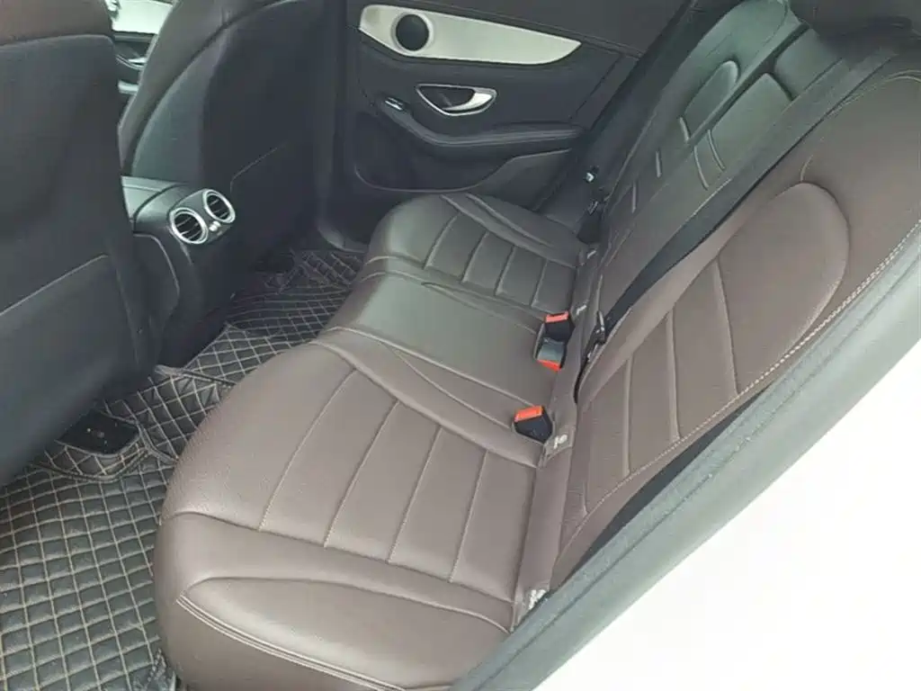 Mercedes-Benz GLC 2018 — фото 17