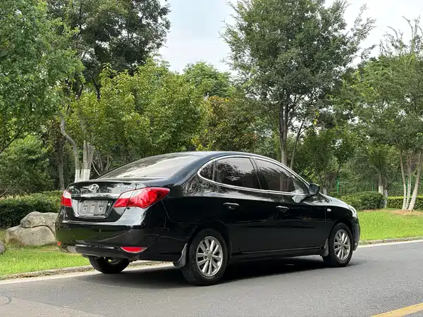 Hyundai Yuedong 2015