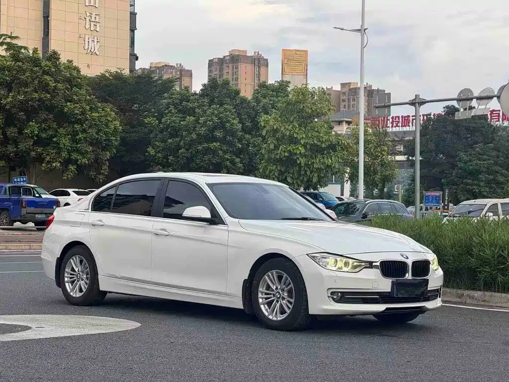 BMW 3 Series 2015