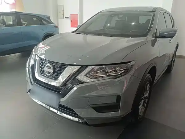 Nissan X-Trail 2025